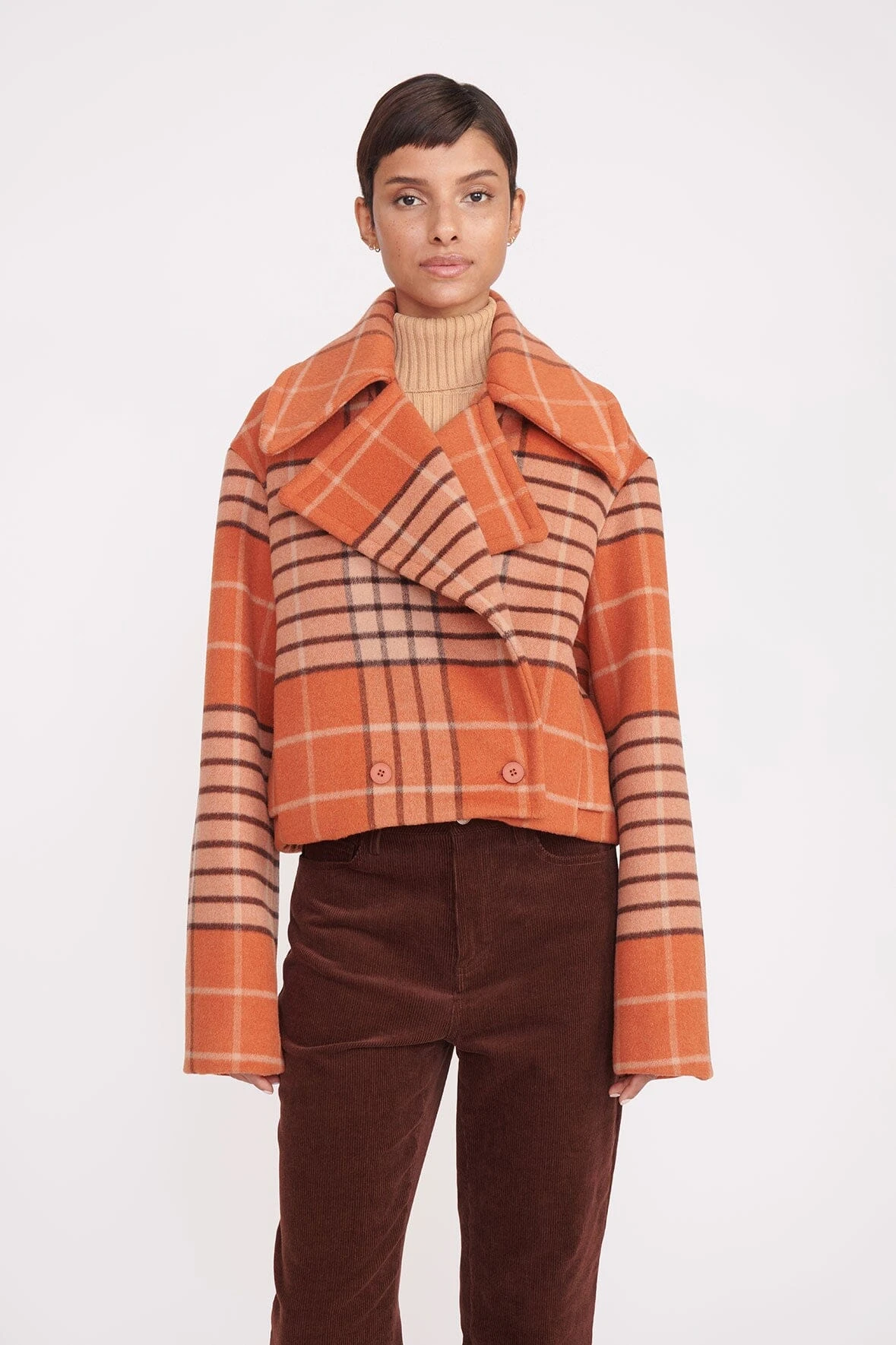 CARVER CROPPED COAT | PERSIMMON MEGA PLAID CARVER CROPPED COAT | PERSIMMON MEGA PLAID -Staud Store 030 230605 Staud Fall Ecom 01020 web