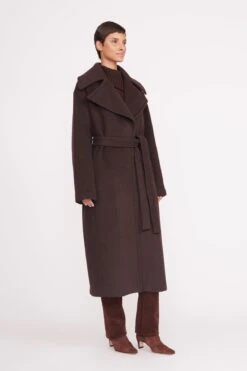 CARVER COAT | DARK CHOCOLATE -Staud Store 035 230605 Staud Fall Ecom 01219 web