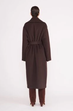 CARVER COAT | DARK CHOCOLATE -Staud Store 035 230605 Staud Fall Ecom 01224 web