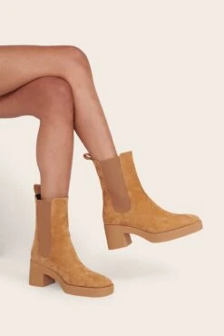 CYBIL BOOT | CASHEW SUEDE 5 CYBIL BOOT | CASHEW SUEDE -Staud Store 34 1328 CASH 00185 web