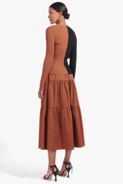 SEA SKIRT | TAN -Staud Store Cargo Sweater Tan Black Sea Skirt Tan 00946 web eca940dc f39e 40c0 9d2f 0973d555c996