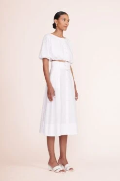 JULES BLOCK HEEL | PAPER 6 JULES BLOCK HEEL | PAPER -Staud Store Ellington Top White Kingsley Skirt White 00038 web 2