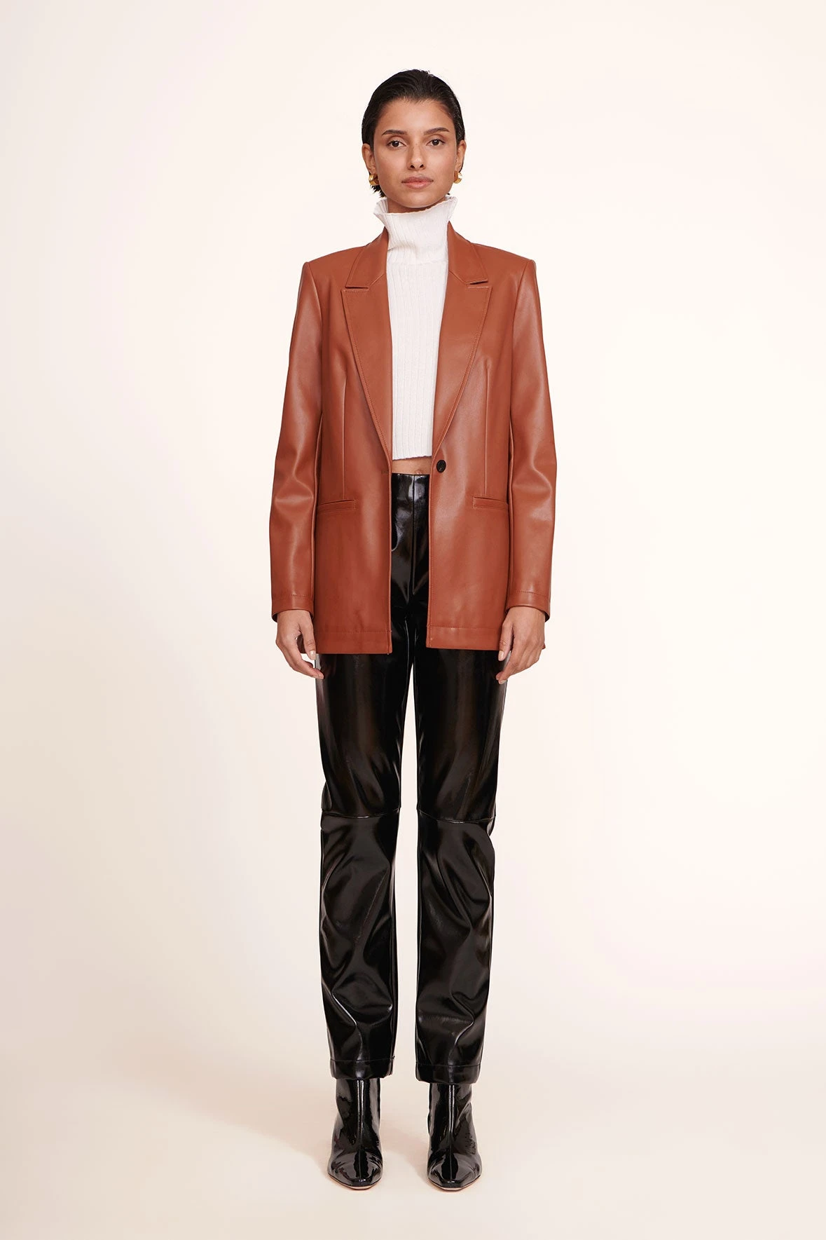 MADDEN BLAZER | WHISKEY VEGAN LEATHER MADDEN BLAZER | WHISKEY VEGAN LEATHER -Staud Store Madden Blazer Whiskey Parallel Pant Black 001 edit web