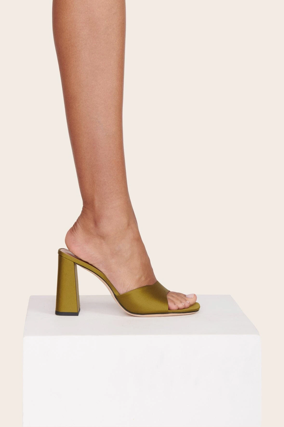 SLOANE HEEL | OLIVE SATIN SLOANE HEEL | OLIVE SATIN -Staud Store SLOANE HEEL OLIVE SATIN 1 web