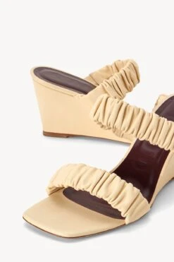 FRANKIE WEDGE | CREAM -Staud Store STAUD FRANKIE WEDGE CRM SEASON 22 ECOM 4