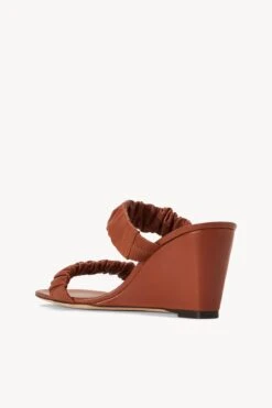 FRANKIE WEDGE | TAN 9 FRANKIE WEDGE | TAN -Staud Store STAUD FRANKIE WEDGE TAN SEASON 22 ECOM 3