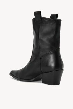 JUNE BOOT | BLACK -Staud Store STAUD JUNE BOOT BLKLEATHER SEASON 22 ECOM 3