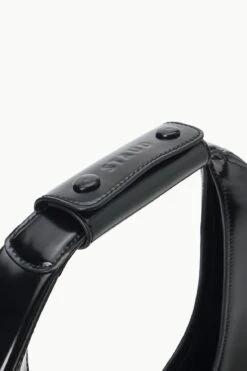 LARGE MOON BAG | BLACK POLISHED 6 LARGE MOON BAG | BLACK POLISHED -Staud Store STAUD LARGEMOOON TOTEBAG BLACK FALL 23 ECOM 4