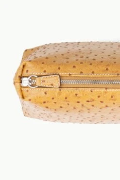 SHIRLEY LEATHER BAG | WALNUT OSTRICH EMBOSSED 6 SHIRLEY LEATHER BAG | WALNUT OSTRICH EMBOSSED -Staud Store STAUD SHIRLEYLEATHER TOTE WALNUT FALL 23 ECOM 5