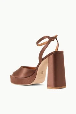 SOLANGE PLATFORM | CLOVE SATIN -Staud Store STAUD SOLANGE PLATFORM CLOVE SUPF 23 ECOM 3