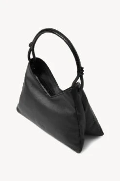 VALERIE SHOULDER BAG | BLACK -Staud Store STAUD VALERIE SHOULDER BAG BLACK FALL 22 ECOM 3