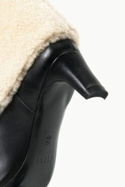 WALLY FOLDOVER BOOT | BLACK CREAM 6 WALLY FOLDOVER BOOT | BLACK CREAM -Staud Store STAUD WALLYFOLDOVERBOOT BLACKCREAM ECOM 4