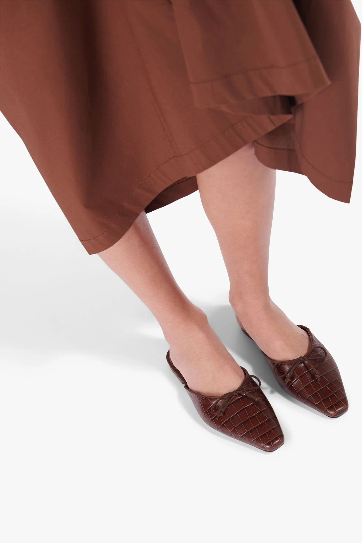 GINA MULE | BROWN CROC EMBOSSED GINA MULE | BROWN CROC EMBOSSED -Staud Store Sunday Skirt Bark02357 web 1b36f71c 4f35 4a61 9abe db69ce0ebb52