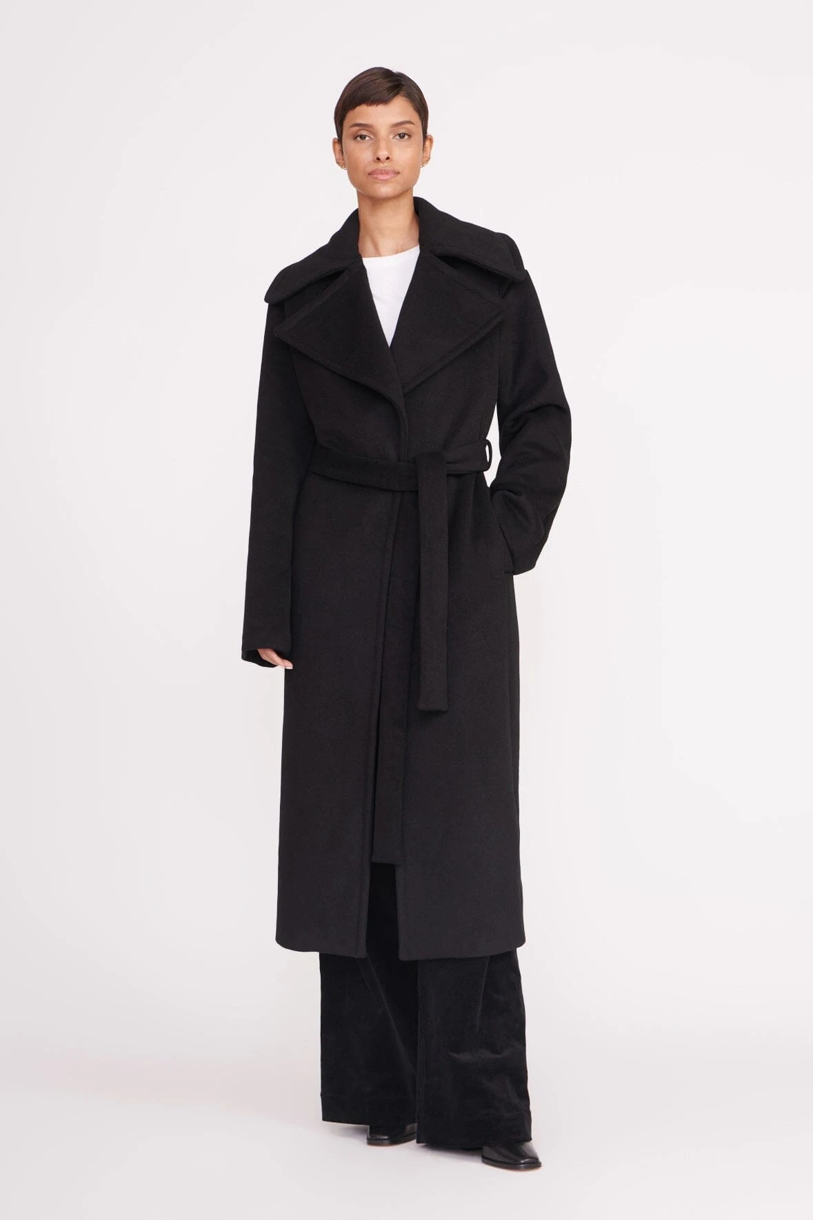 CARVER COAT | BLACK CARVER COAT | BLACK -Staud Store carver coat black 5 5819fb08 a8f8 4659 8ce8 cfa806fbff9d